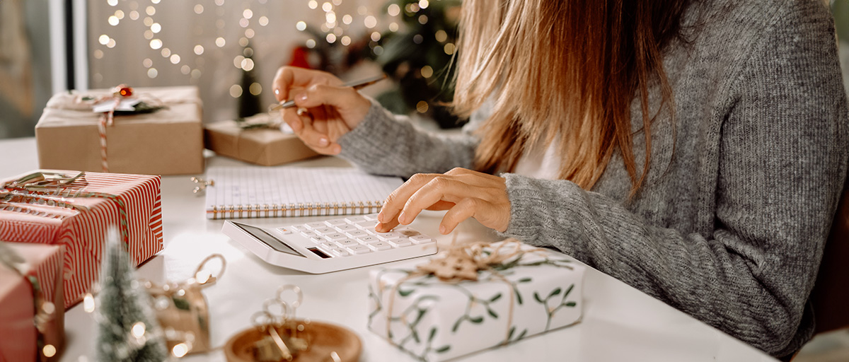Setting up a savings plan early can be a good way to avoid the financial stress of Christmas. MeDirect provides some tips on how to plan your Christmas budget.
